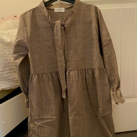 Cute mini dress - Picture 3 of 3